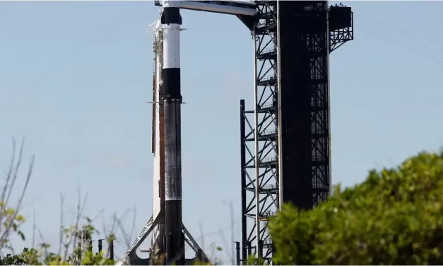 La empresa de Elon Musk SpaceX lanzó con éxito el cohete Fram2