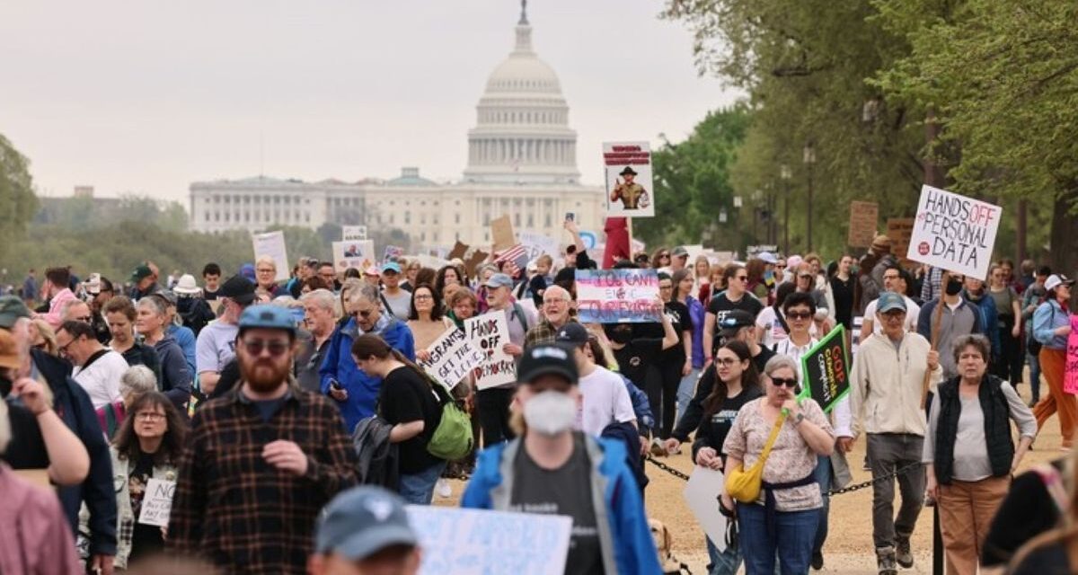 Marchas en decenas de ciudades de Estados Unidos en protesta a los aranceles impuestos por Donald Trump