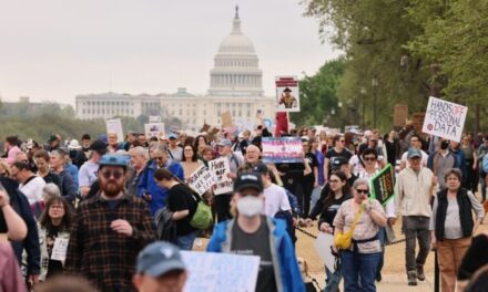 Marchas en decenas de ciudades de Estados Unidos en protesta a los aranceles impuestos por Donald Trump