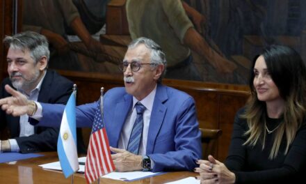 Coincidieron en el objetivo de bajar los precios de los medicamentos