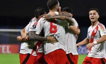 <div class="volanta-custom" style="
                color: #444;
                font-size: 0.8rem;
                font-weight: 600;
                line-height: 1.1;
                margin-bottom: 6px;
                text-transform: uppercase;
                letter-spacing: 0.3px;
                text-align: left;
            ">Buenas nuevas para River</div><div class="post-title-custom" style="text-align: left;">Gallardo recuperó a un jugador fundamental para el Superclásico</div>