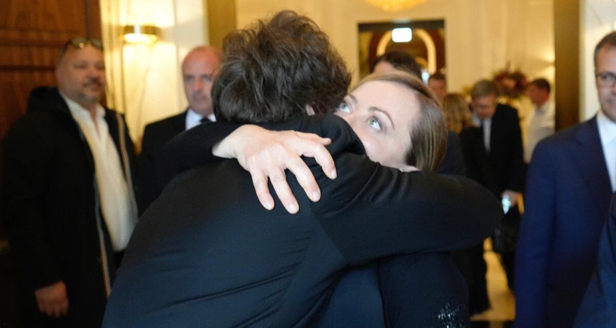 Javier Milei y Georgia Meloni compartieron un almuerzo tras el funeral del papa Francisco