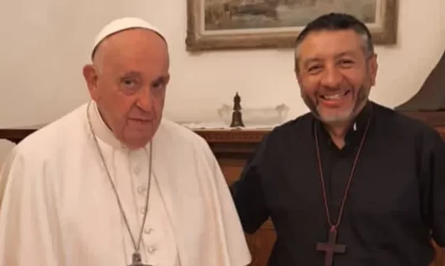 Dolor y esperanza en la Iglesia: El obispo Mario Robles habló sobre el legado del Papa Francisco