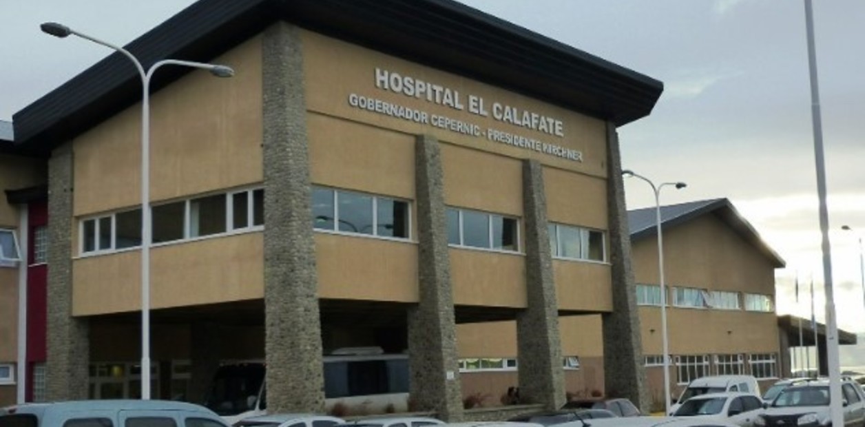 Ordenan retirar el busto de Néstor Kirchner del Hospital SAMIC de El Calafate