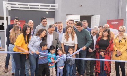 Con recursos propios, La Rioja sostiene su modelo habitacional y entrega nuevas viviendas