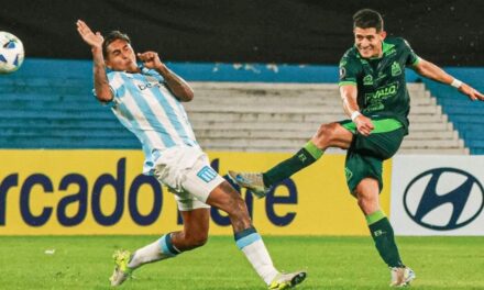 Racing tropezó en el Cilindro y los memes jugaron de local en las redes sociales