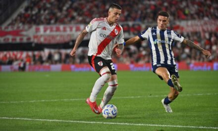 El Monumental expresó su disconformidad: los hinchas manifestaron su descontento con el equipo