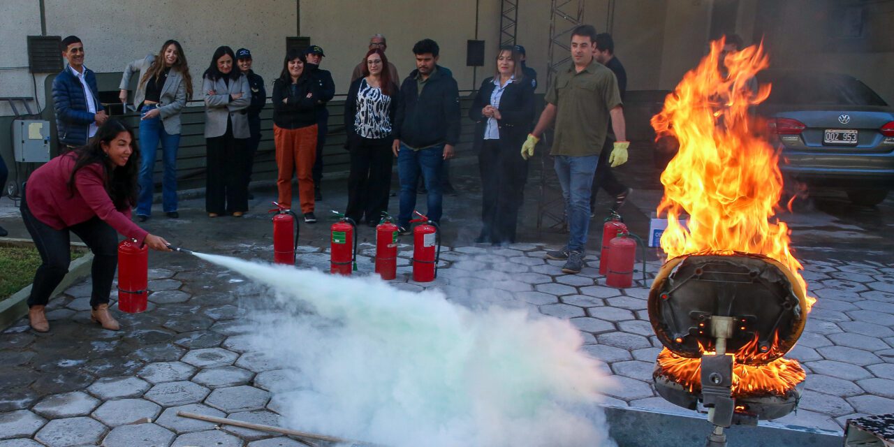 La Cámara de Diputados de San Juan realizó un simulacro de incendio por el DÃa de la Seguridad Laboral