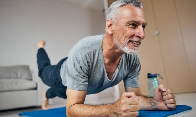 Ejercicios diarios recomendados para hombres que buscan estar en forma