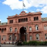 El Gobierno abrió un nuevo plan de retiro voluntario para estatales con compensaciones de hasta 20 sueldos