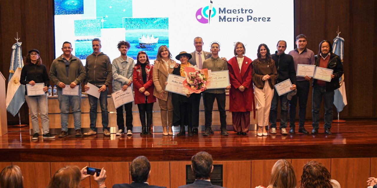 Reconocen a artistas sanjuaninos en un homenaje que impulsa la creatividad local