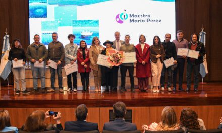 Reconocen a artistas sanjuaninos en un homenaje que impulsa la creatividad local