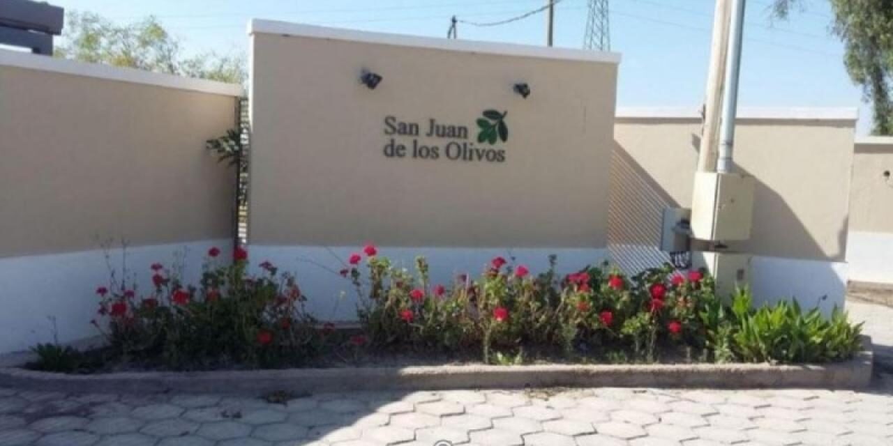 <div class="volanta-custom" style="
                color: #444;
                font-size: 0.8rem;
                font-weight: 600;
                line-height: 1.1;
                margin-bottom: 6px;
                text-transform: uppercase;
                letter-spacing: 0.3px;
                text-align: left;
            ">Luego del tiroteo</div><div class="post-title-custom" style="text-align: left;">Cae peligrosa banda que robaba en barrios privados</div>