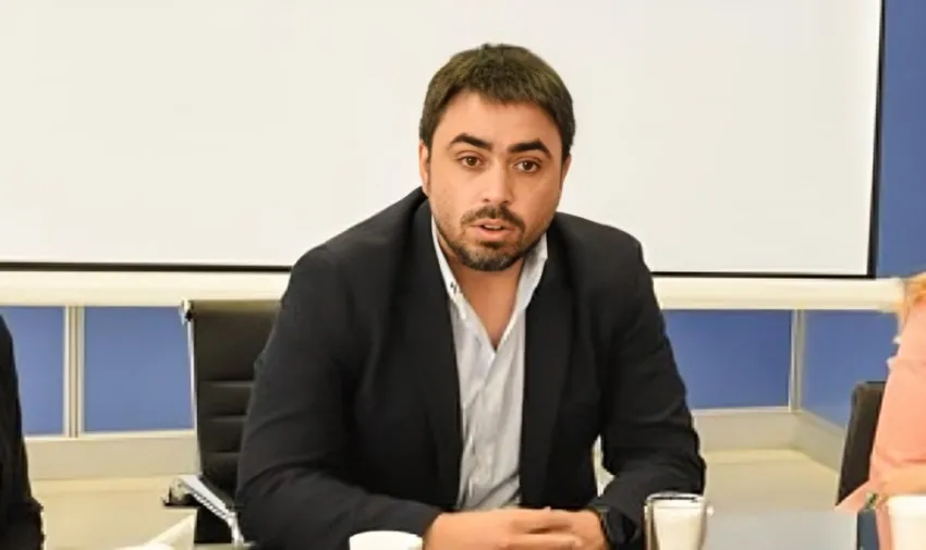 Franco Marchese: «Desde hoy, la educación es un servicio esencial y se deberá garantizar un 75% del servicio»