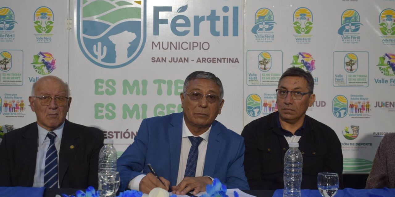 Valle Fértil recorta gastos: Mario Riveros reduce sueldos y achica el gabinete