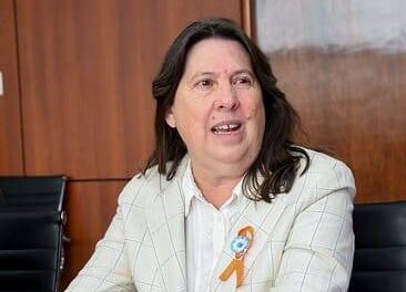 Charla sobre esclerosis múltiple: Una mirada profunda a una enfermedad de las mil caras