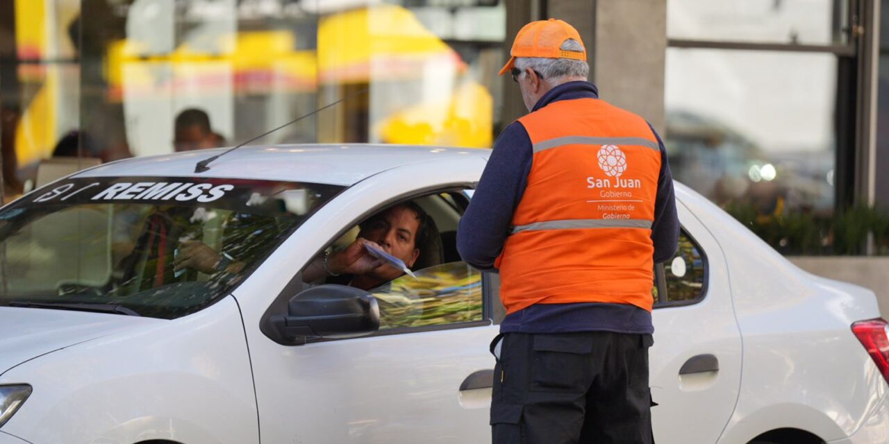 Refuerzan controles a taxis y remises para garantizar seguridad