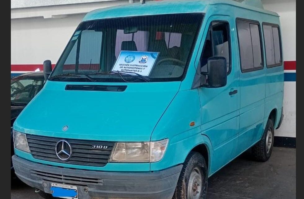 Circulaban como si nada: Detectan una moto robada y una camioneta con denuncia vigente