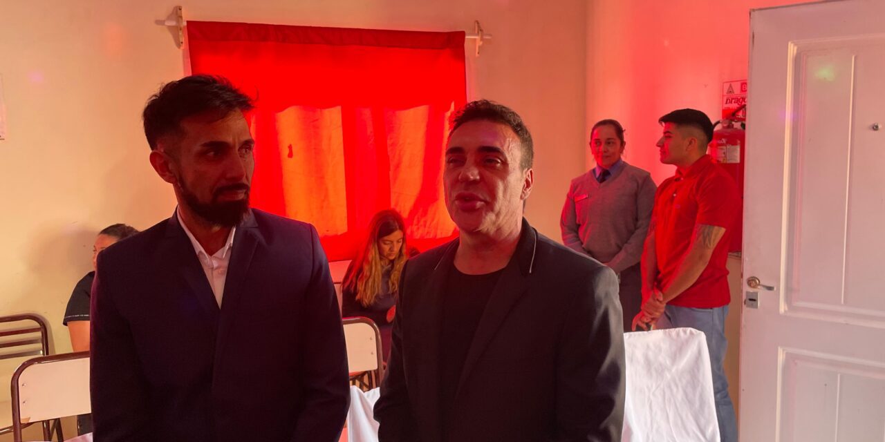 Enseñar esperanza: un estilista sanjuanino capacita a internos del penal de Chimbas