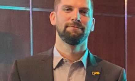 <div class="volanta-custom" style="
                color: #444;
                font-size: 0.8rem;
                font-weight: 600;
                line-height: 1.1;
                margin-bottom: 6px;
                text-transform: uppercase;
                letter-spacing: 0.3px;
                text-align: left;
            ">pistola taser</div><div class="post-title-custom" style="text-align: left;">San Juan incorpora la misma tecnología que usa la Policía de Nueva York</div>