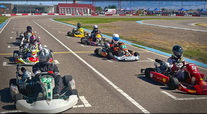 Velocidad y pasión: motocross, autos y karting invaden San Juan