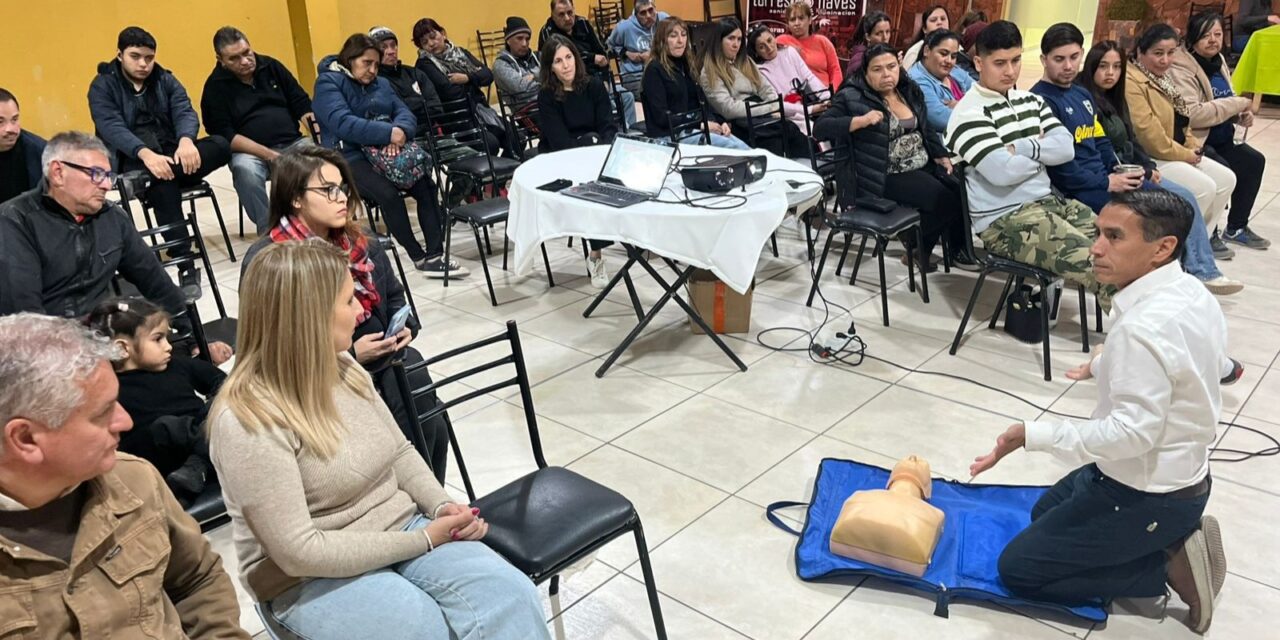 Capacitación en cardiología y nutrición reunió a la comunidad deportiva en Albardón
