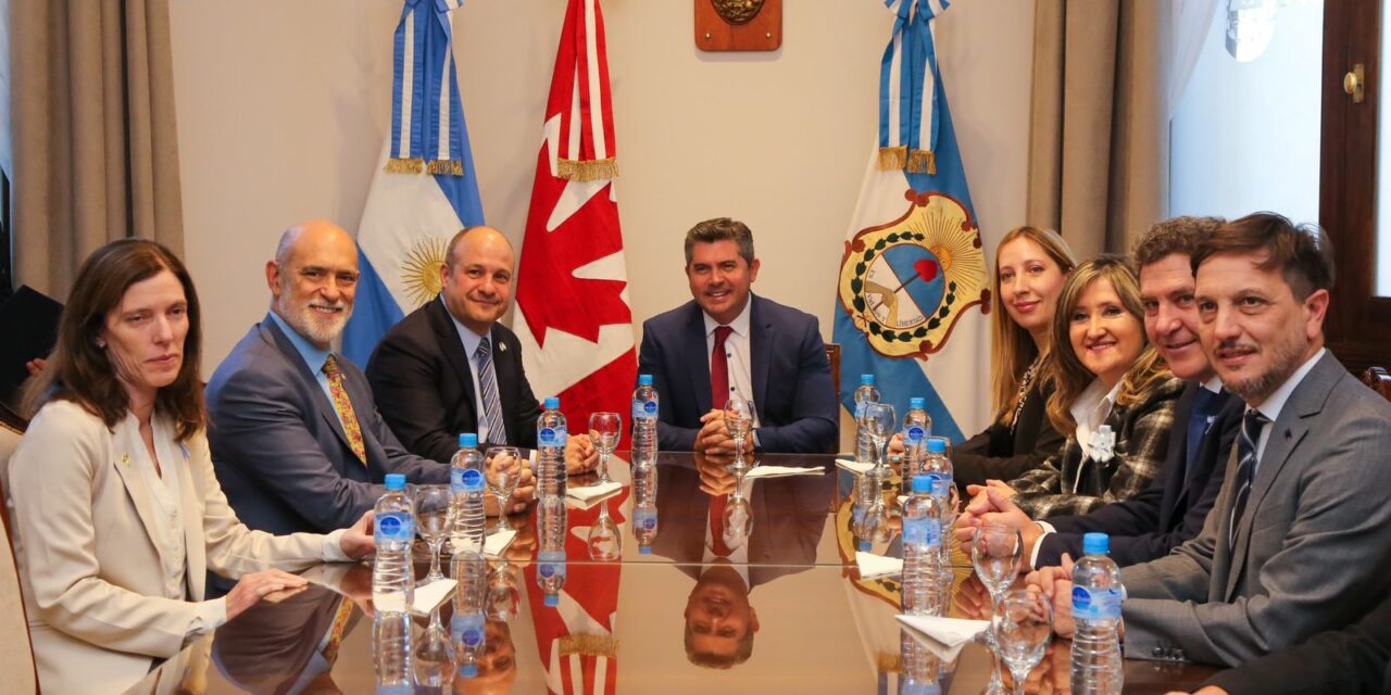 Orrego se reunió con el embajador de Canadá para fortalecer vínculos comerciales y educativos