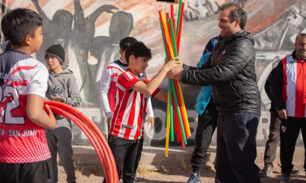 Impulsan el deporte desde las bases con capacitación y entrega de kits en Calingasta