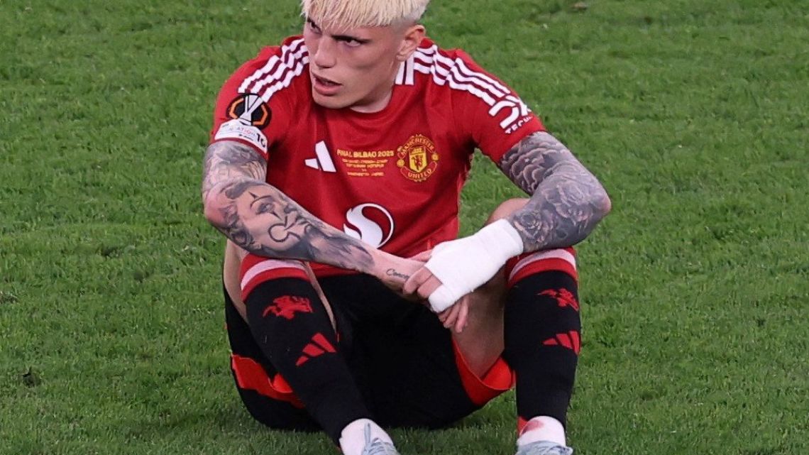 La drástica decisión de Garnacho tras sufrir un intento de robo en su mansión