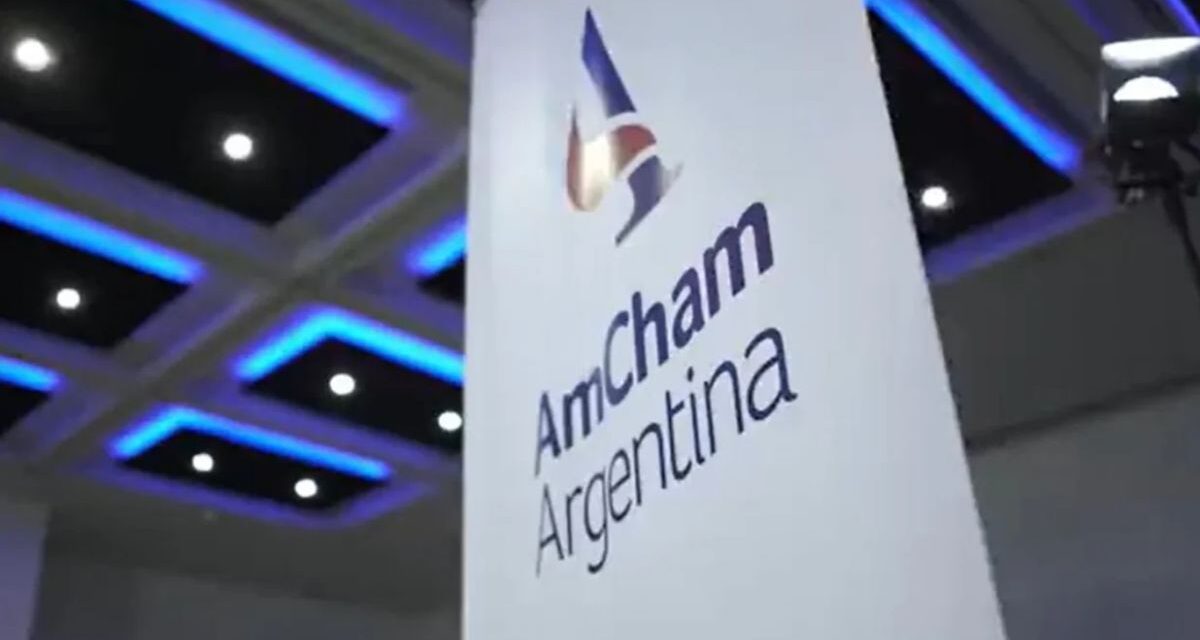 Con la presencia de Javier Milei y Luis Caputo, comienza la cumbre de empresas de EEUU