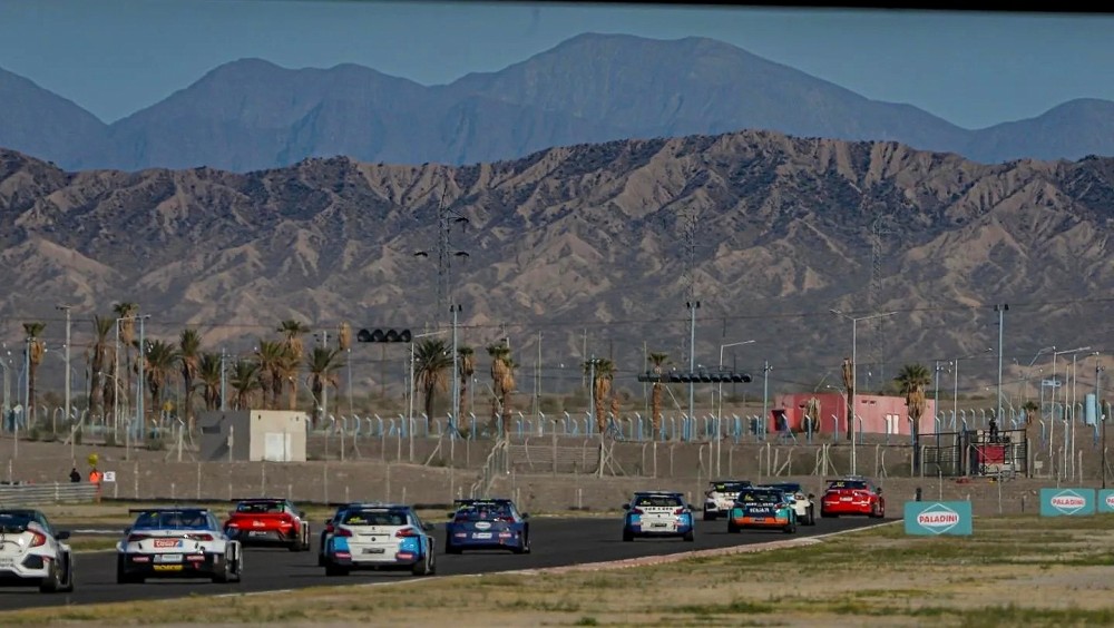 El TCR Sudamericano llega al Villicum para la tercera fecha con Pernía como líder del campeonato