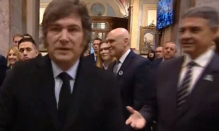 Javier Milei redobla la apuesta contra Jorge Macri con un fuerte tuit tras esquivar el saludo en el Tedeum