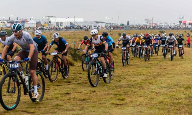 Con más de 5.500 ciclistas, el Desafío Río Pinto marcó un nuevo récord en La Cumbre