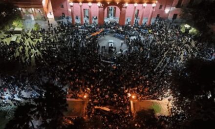 Tras las protestas, Jalil dio marcha atrás con decreto que modificaba cargos docentes