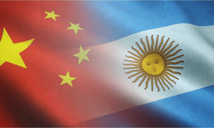 China apuntó contra un funcionario de Trump por la intromisión de EEUU en el swap de monedas con Argentina