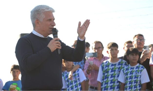Claudio Poggi busca apuntalar su liderazgo en la provincia ante una oposición fragmentada
