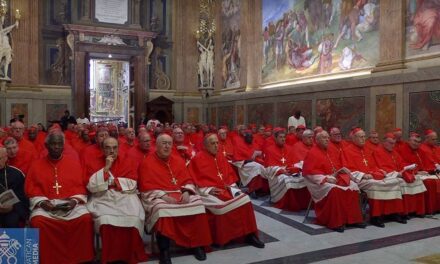Cuántas veces más votarán hoy y a qué hora se espera otra fumata