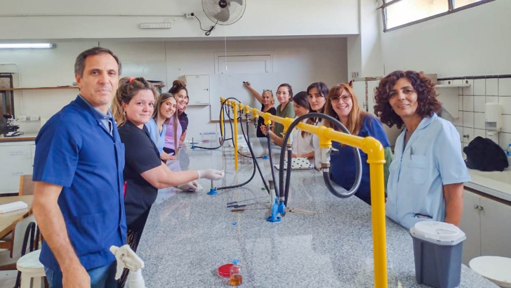 Capacitación en Bacteriología Clínica para Fortalecer Laboratorios Provinciales