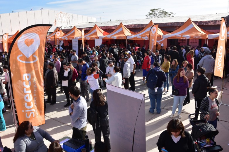 “San Juan Cerca” llega a Iglesia con trámites, asesoramiento y controles de salud