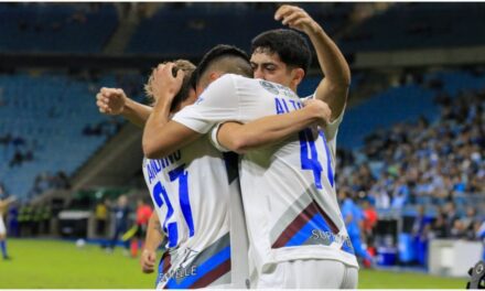 Empate que vale oro: Godoy Cruz sigue líder y sueña con los octavos de final de la Copa Sudamericana