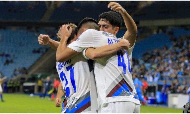Empate que vale oro: Godoy Cruz sigue líder y sueña con los octavos de final de la Copa Sudamericana