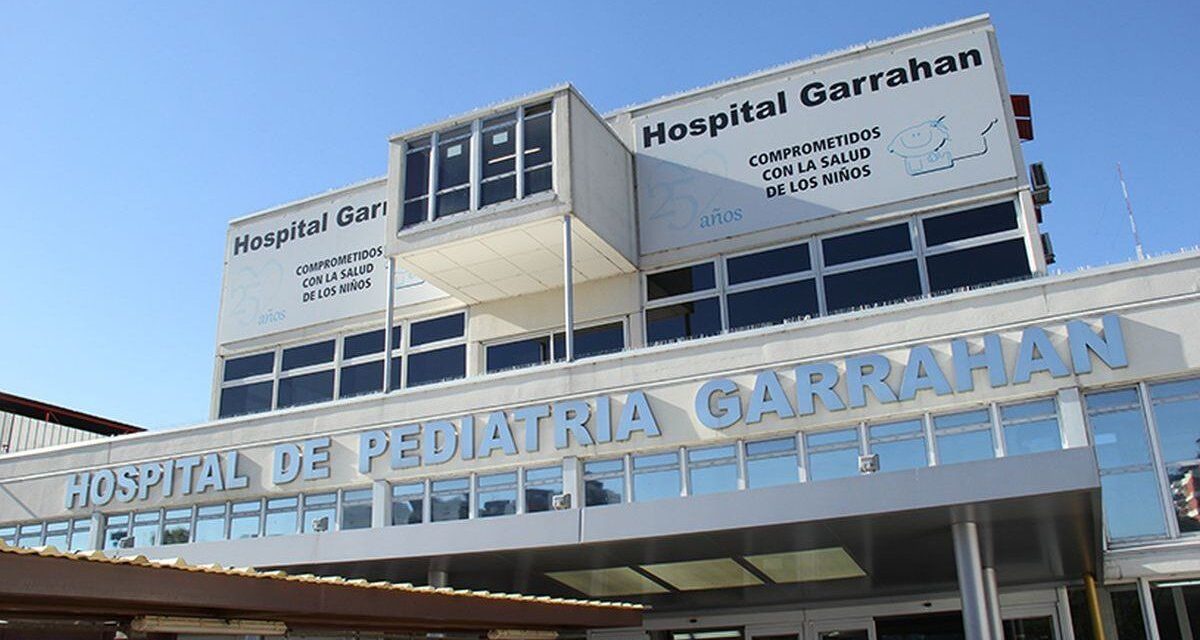 El Gobierno ultima un anuncio sobre los salarios de los residentes del Garrahan