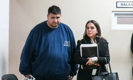 Fingió ser otro en Tinder, la enamoró y le sacó más de 6 millones de pesos