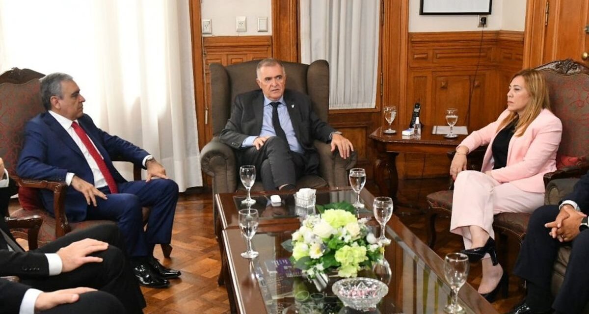 Osvaldo Jaldo sumó a un exsocio de Mauricio Macri al frente que arma el PJ, mientras la UCR reconstruye JxC