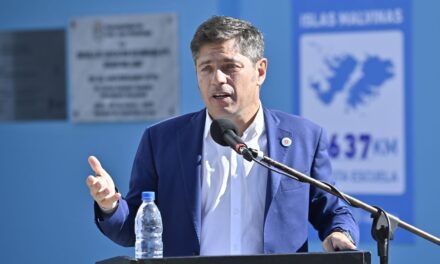 Axel Kicillof aseguró que trabajará para ser un escudo contra el programa económico de Milei
