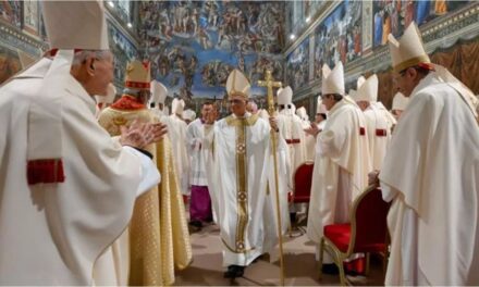 El papa León XIV se reunió con cardenales y reveló por qué eligió su nombre