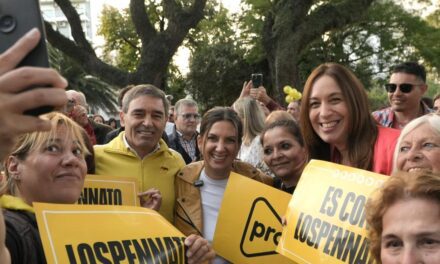 Silvia Lospennato y Mauricio Macri encabezaron recorrida del PRO