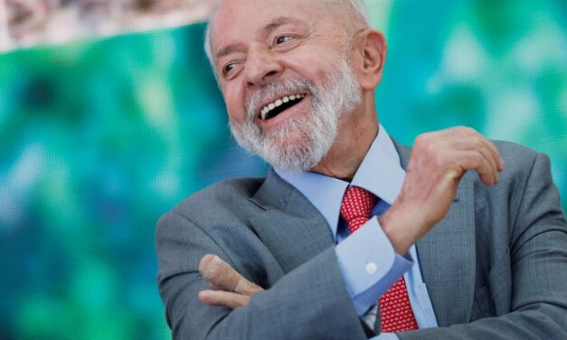 Lula Da Silva le recomendó a Donald Trump comer una fruta para que no esté de mal humor