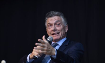 Mauricio Macri cargó contra Cristina Kirchner y acusó al peronismo de intentar desastibilizar al Gobierno