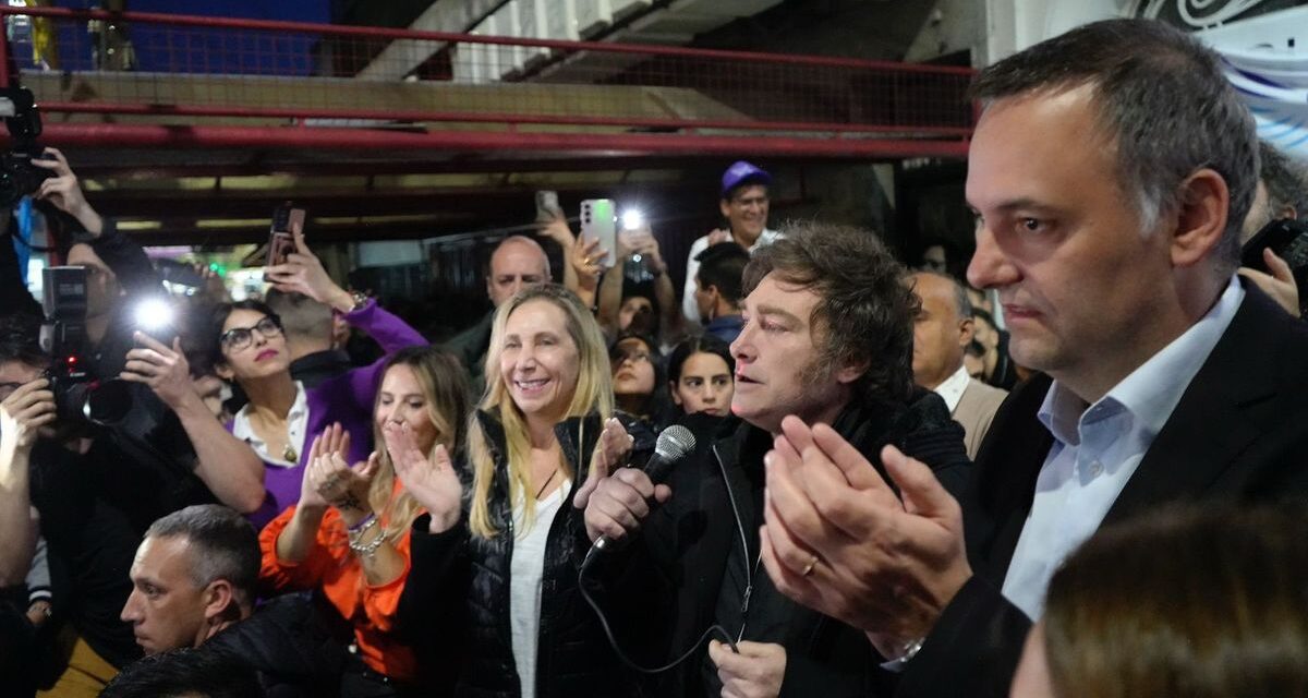 Manuel Adorni lanzó nuevo spot de campaña y prometió terminar con la militancia rentada en la Ciudad